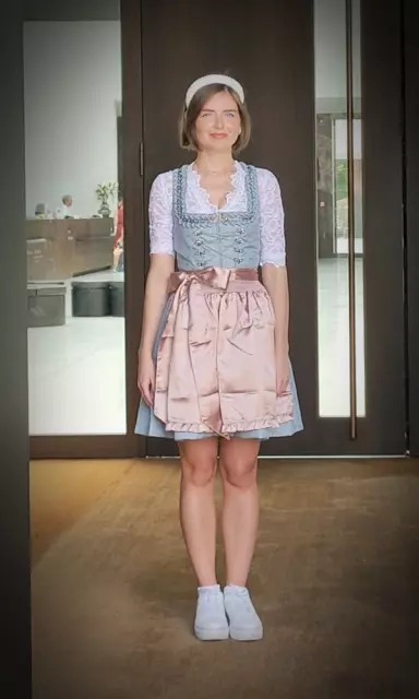 Neue-Trachten-Dirndl-2024_03.jpg