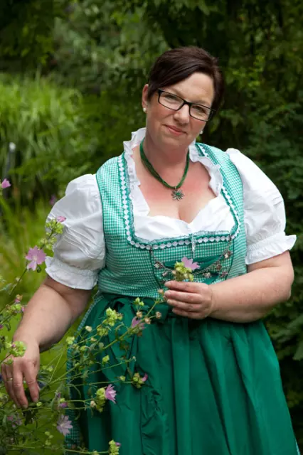 Oktoberfest-Muenster-XL-Dirndl